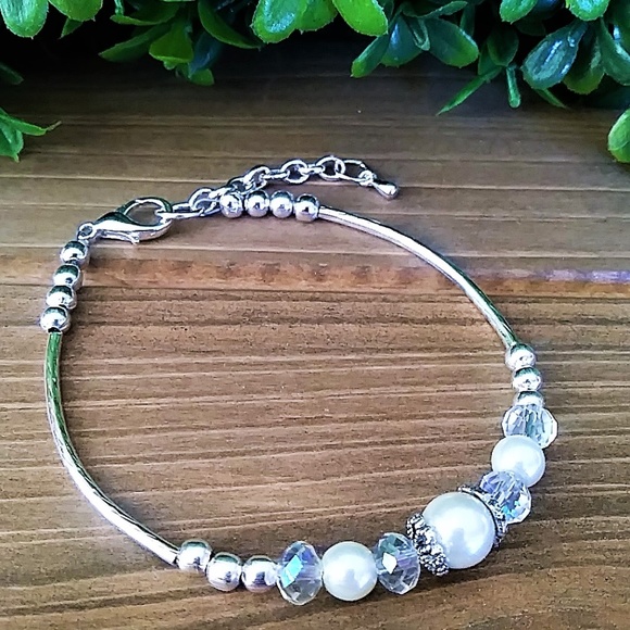 Sherry Moss Jewelry - New Pearl & Crystal Bride/Wedding Bracelet